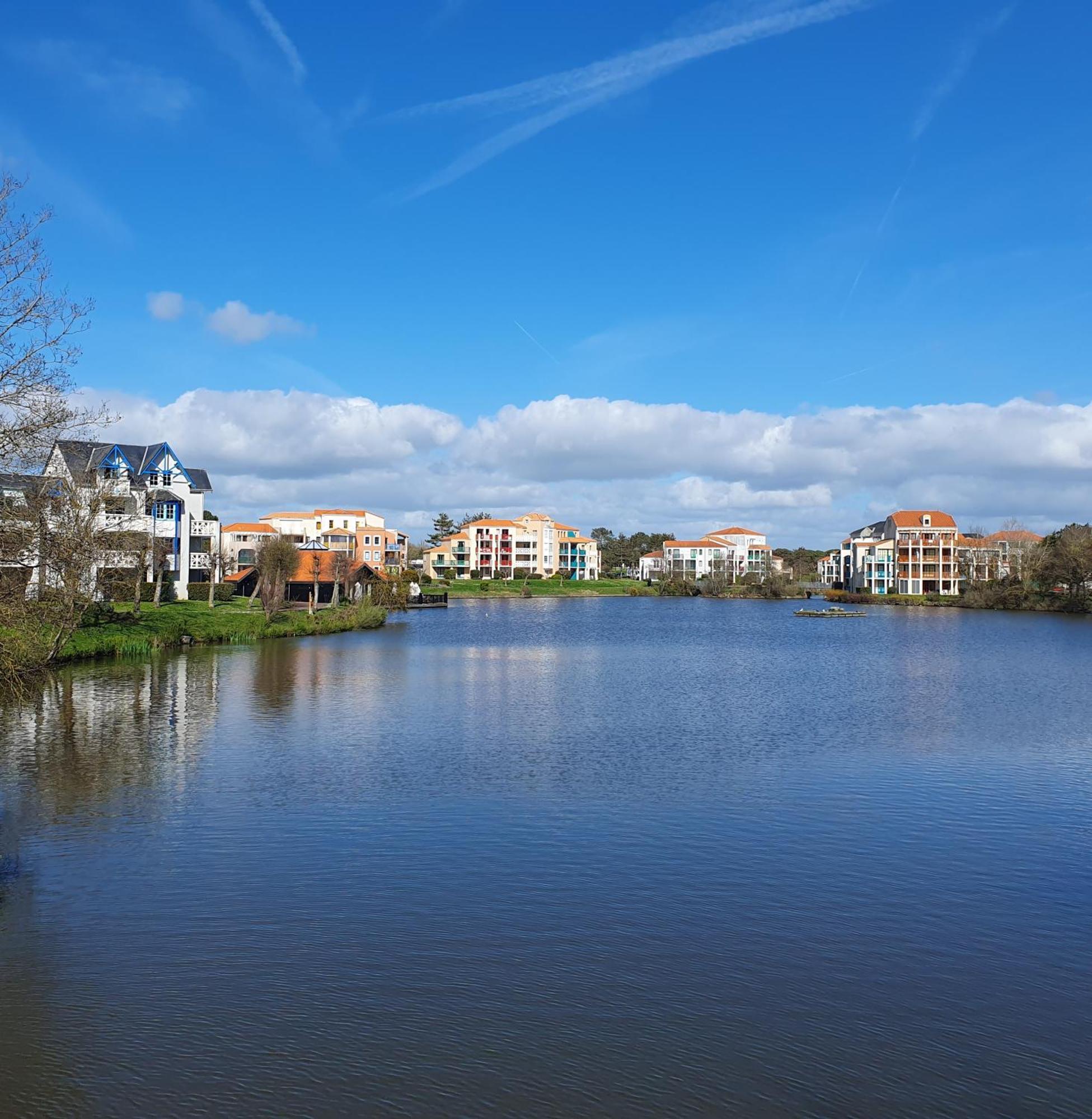 A Port Bourgenay, Vue Sur Lac, Au Pied D'un Parc Aquatique Appartement Talmont-Saint-Hilaire