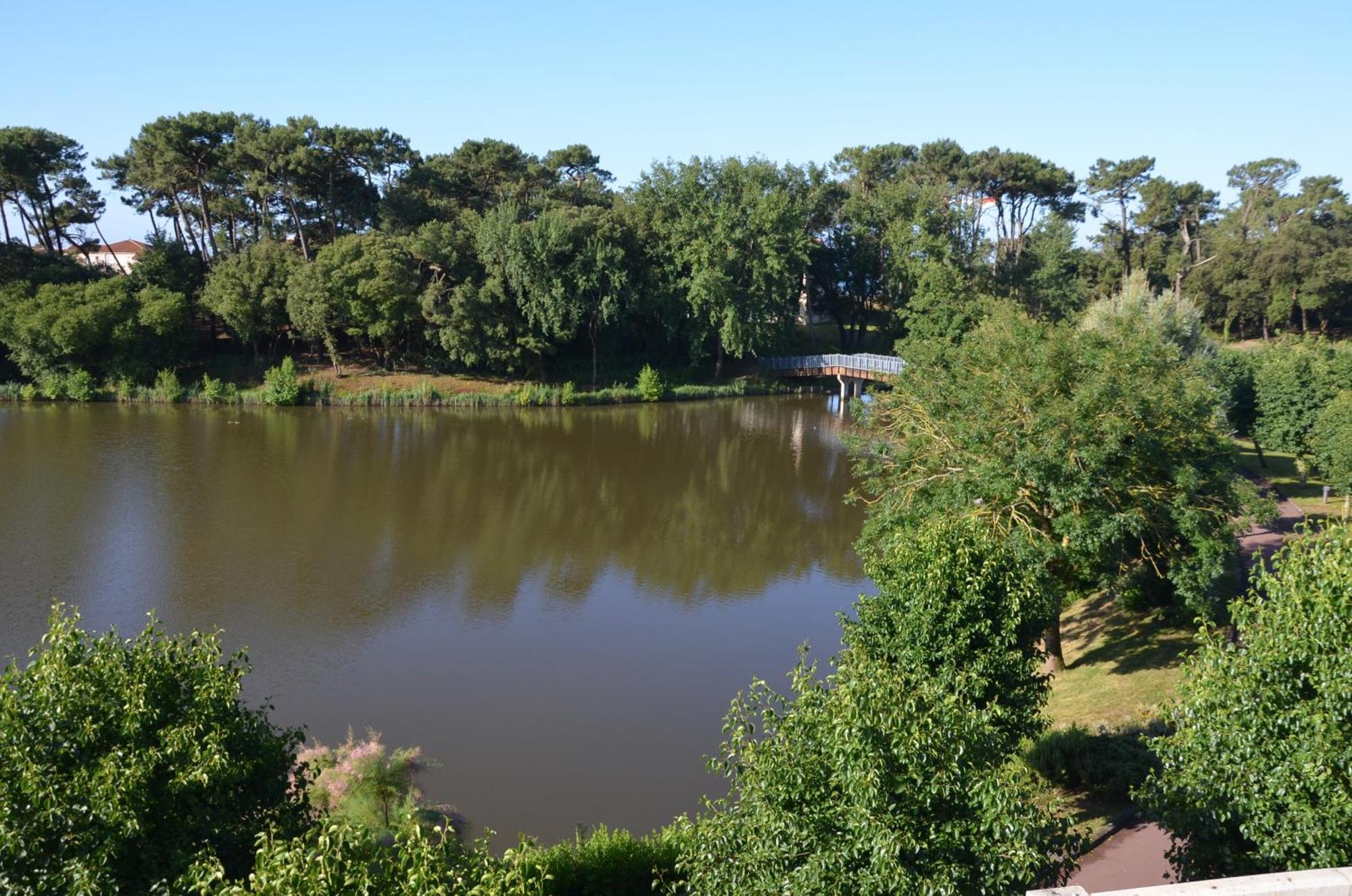 Appartement A Port Bourgenay, Vue Sur Lac, Au Pied D'un Parc Aquatique